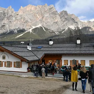 Jaegerhaus Agroturismo Cortina dʼAmpezzo