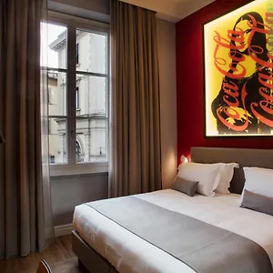 4* Hotel The Frame