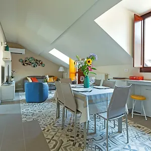 Renovated Penthouse Duomo & Via Torino Apartamento Milán